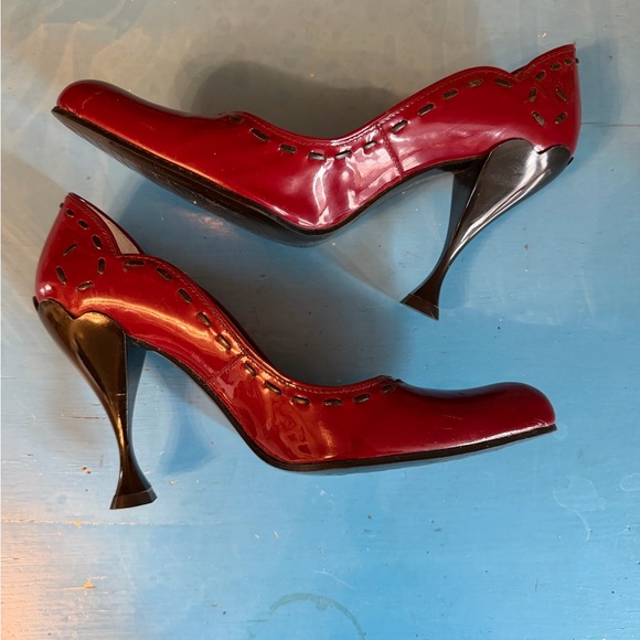 John Fluevog Shoes - John Fluevog Audrey 07 wine with black stitching Burgundy Heels
